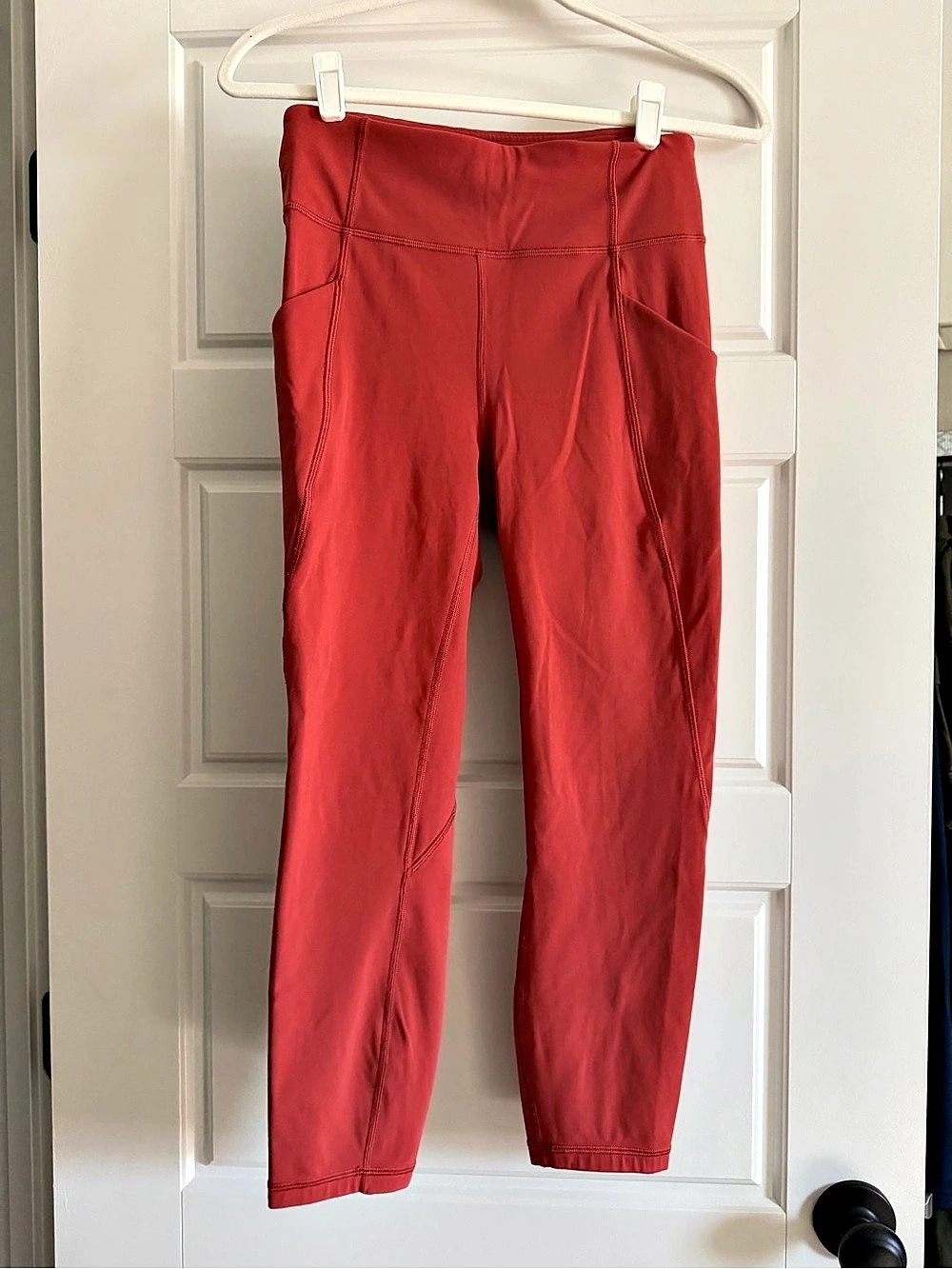 lululemon Speed Wunder Tight *Asym Red Athletic Cropped Leggings Sz 6